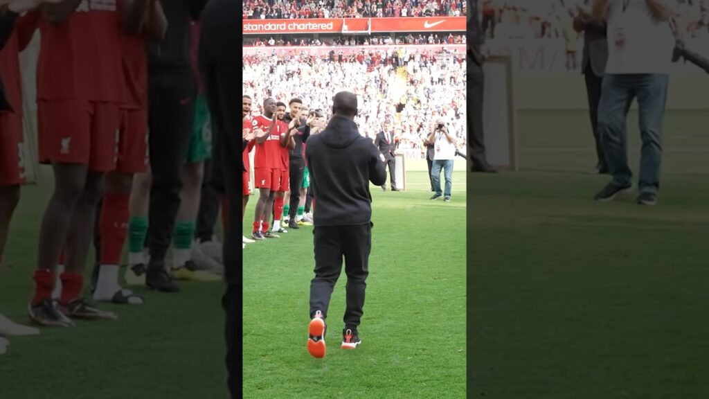 naby keita fait ses adieux à anfield ❤️ #lfc #shorts