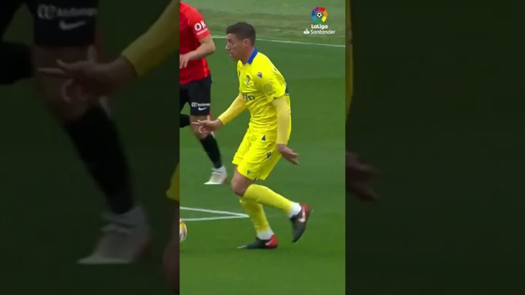 quel beau but, alcaraz ! 🔥 😲 #short #laligasantander #cadix #mallorca #alcaraz