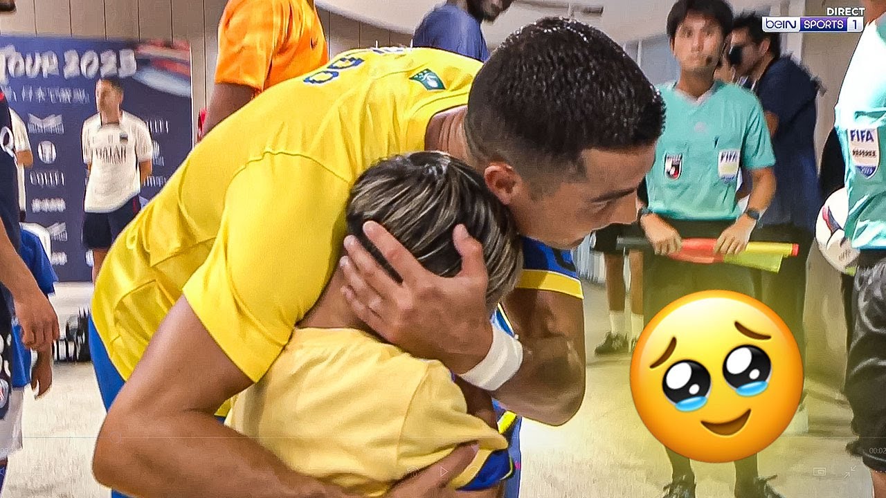 😍 cristiano ronaldo réconforte un petit fan ému aux larmes !