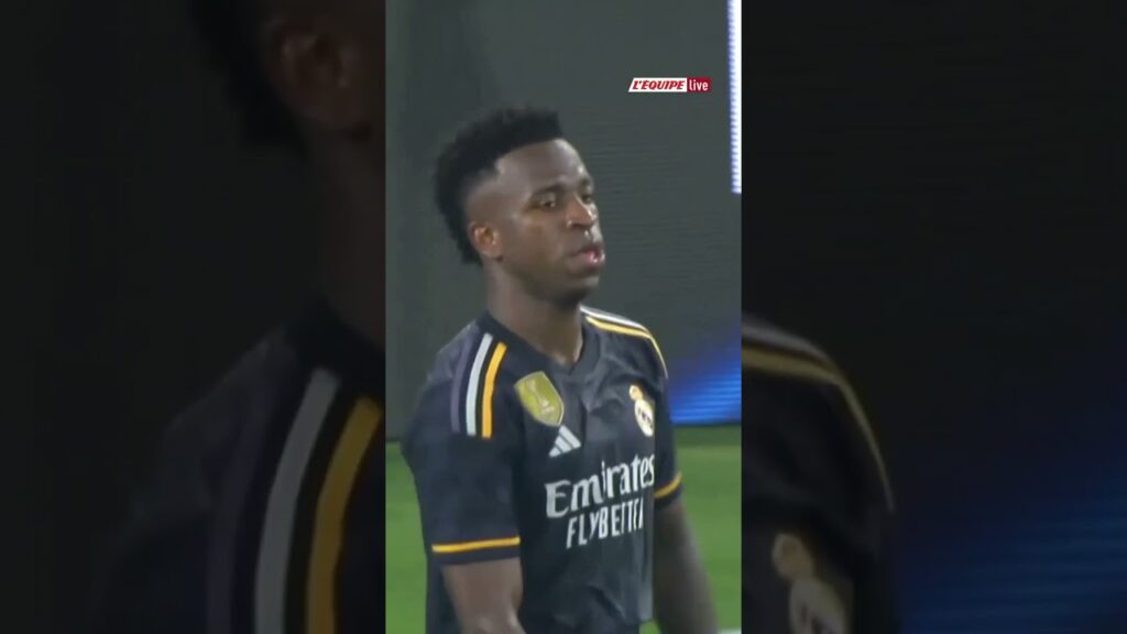 le but victorieux de vinicius contre l’ac milan #football #realmadrid #shorts