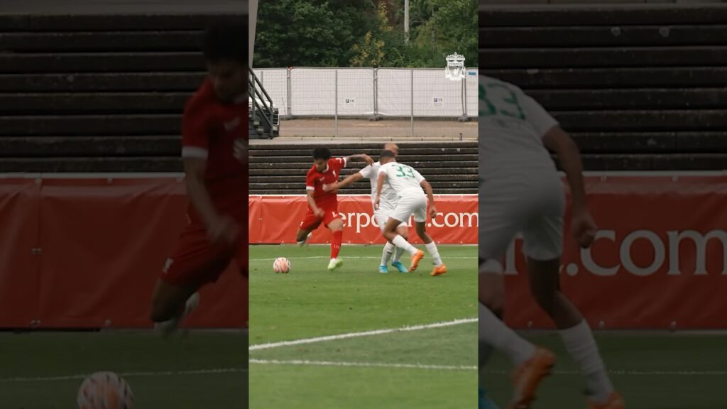 luis diaz danse pour marquer en pré saison #lfc #shorts