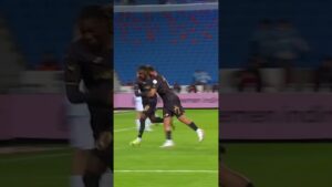 🎉 Éblouissante danse de dribbles et volées : un but sensationnel en turquie !