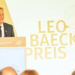 „la plus grande honneur de ma vie ! | le prix leo baeck décerné à hans joachim watzke“