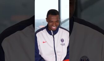 🎥 le moment où willian a signé au paris saint germain ! ❤️💙